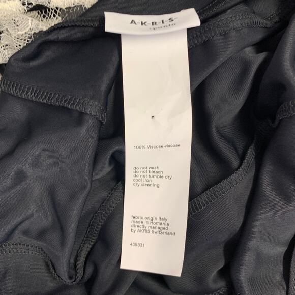 AKRIS Size 4 Off White Black Viscose Blend Polka Dot Collarless Blouse - Picture 8 of 8